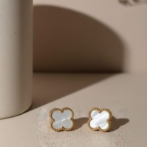 Mother-of-Pearl Clover Earrings