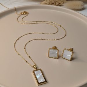 Rectangular pendants and earring