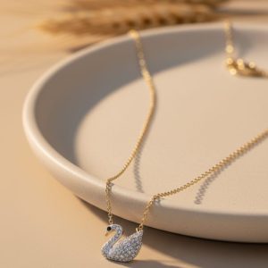 Sparkling swan pendant necklace