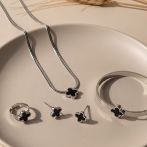 Clover Black Silver Jewelry Set
